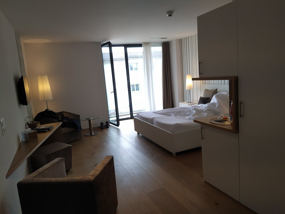 Hotel Ava主图