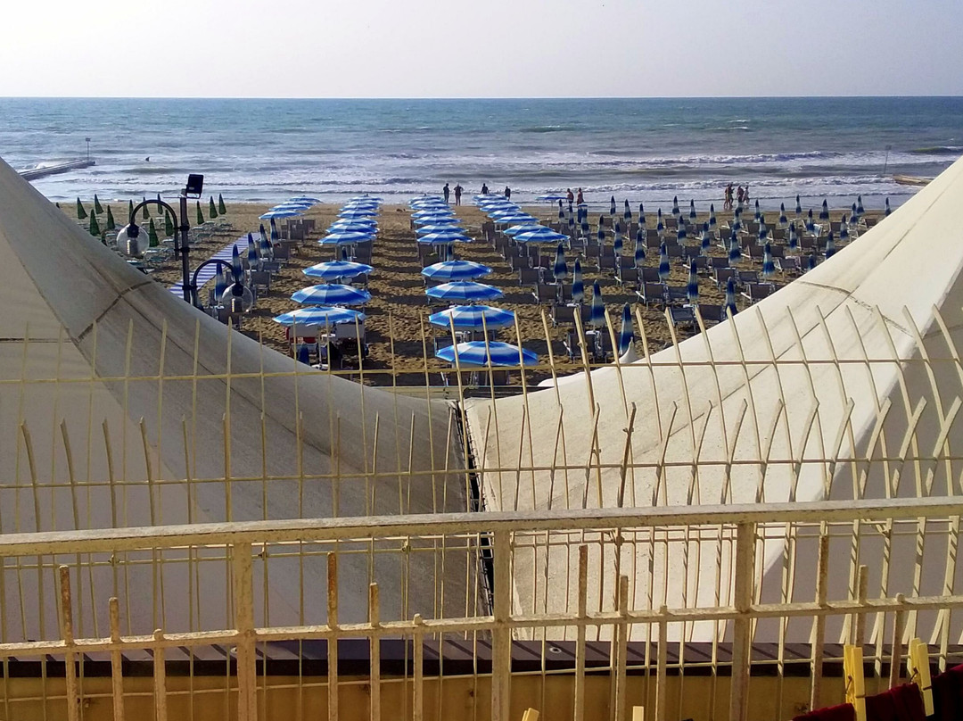 Hotel Montecarlo主图