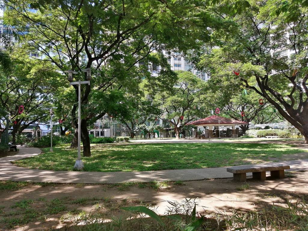 Jaime C. Velasquez Park-马卡蒂必去景点