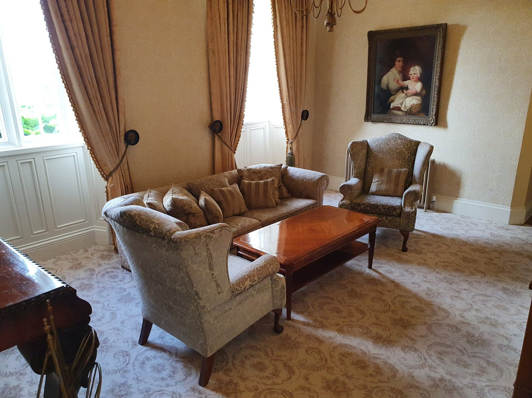 Lough Rynn Castle Estate And Gardens主图