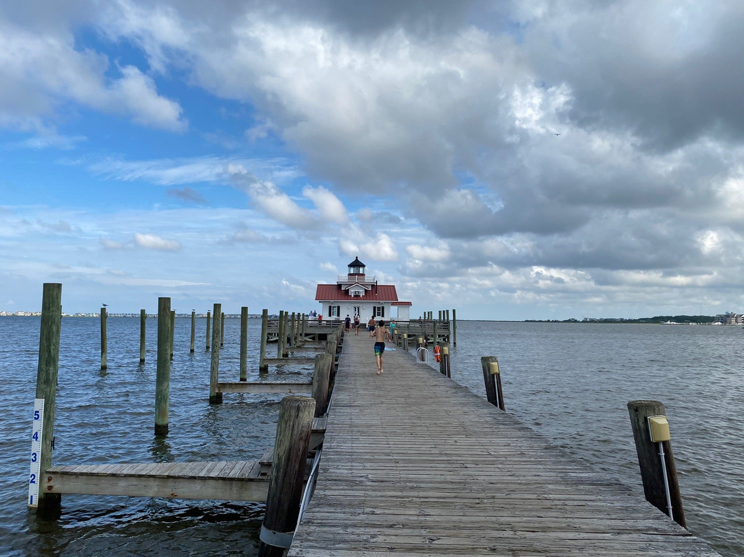 Roanoke Marshes Lighthouse景点图片