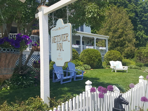 Metivier Inn Bed & Breakfast主图