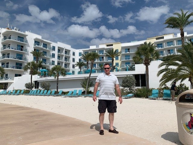 Treasure Island Beach Resort主图