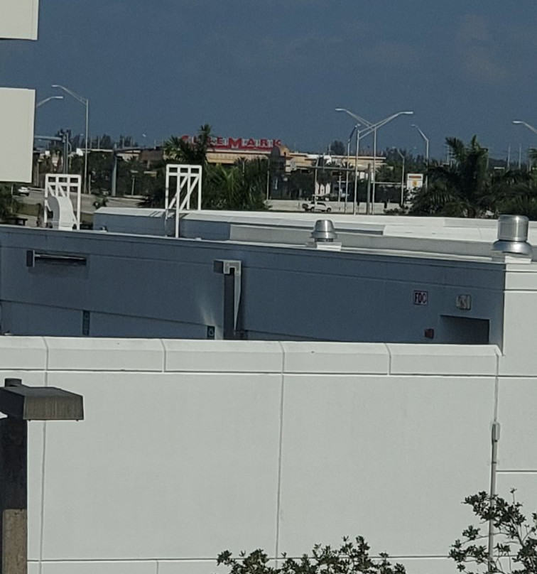 Holiday Inn Express & Suites Pembroke Pines-sheridan St By IHG主图