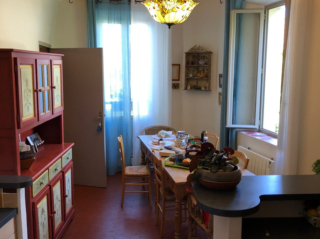 Le Mûrier Bleu主图