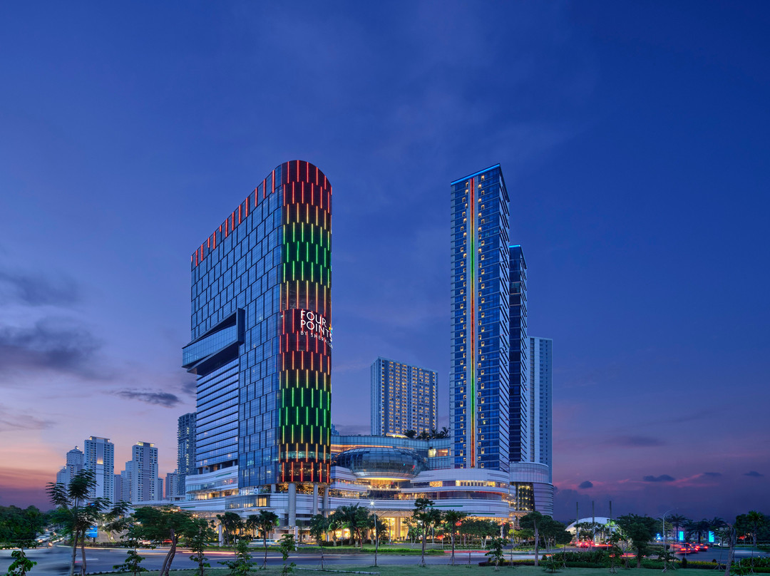 Four Points by Sheraton Surabaya, Pakuwon Indah主图