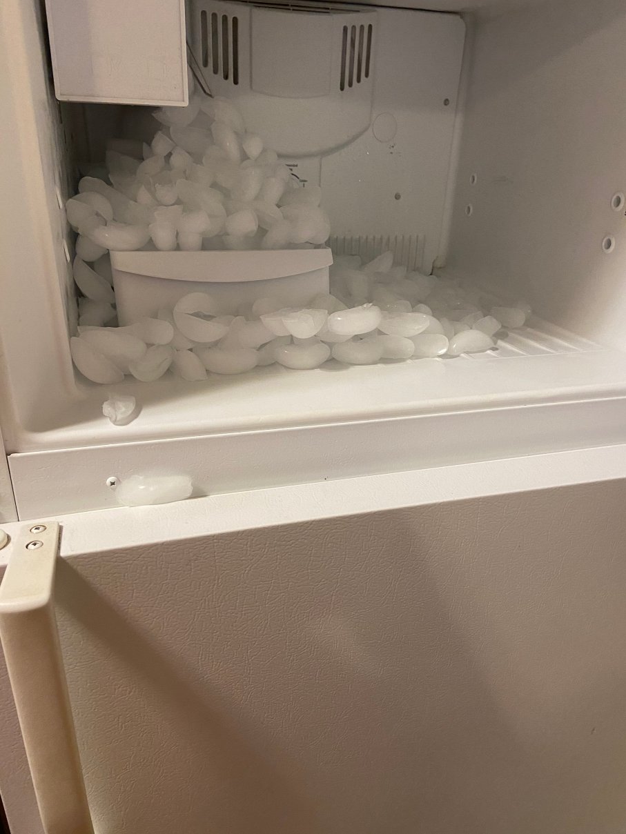 MainStay Suites Madison Airport-浴室