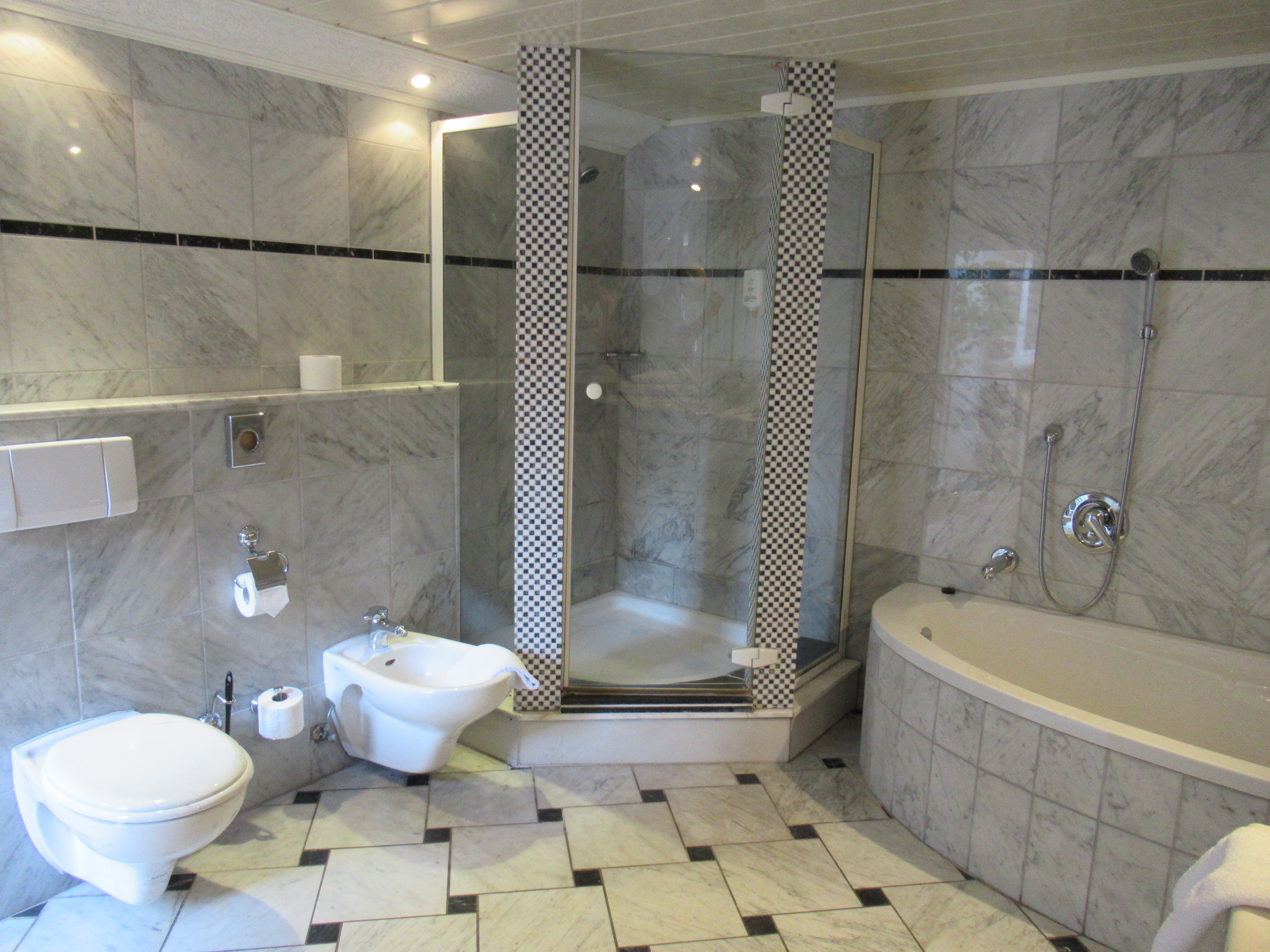 Hotel St Vinzenz-浴室