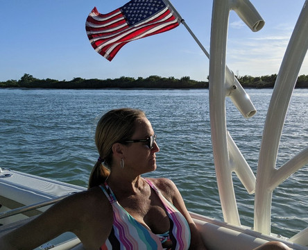 Legal Hookers Adventure Charters-那不勒斯必去景点