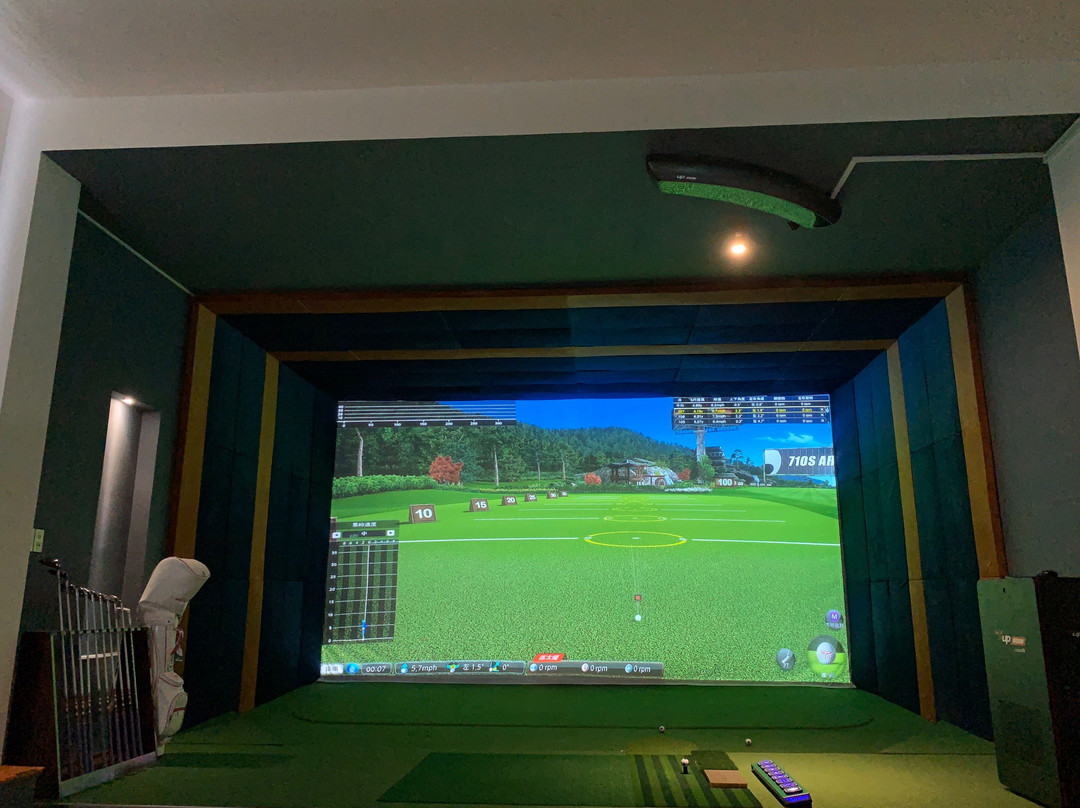 K Screen Golf - K스크린골프 - Golf Nha Trang-芽庄必去景点