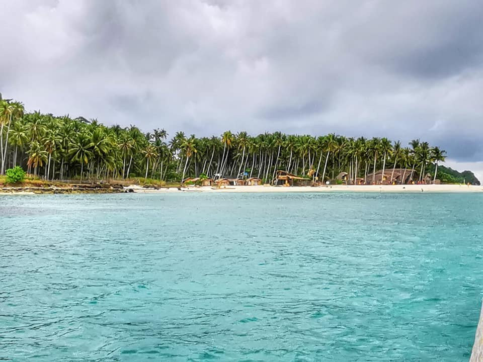 Backpackers Island Beach Camp主图