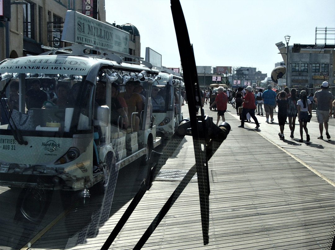 Atlantic City Boardwalk Tram Service景点图片