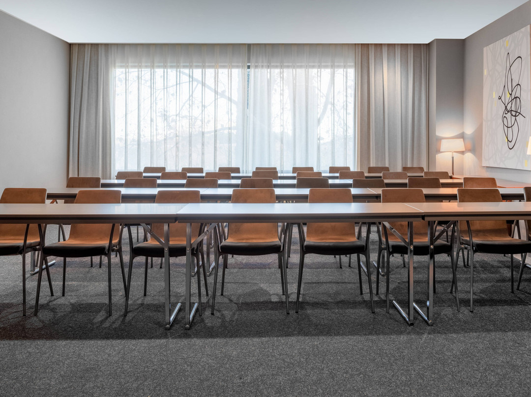 韦尔瓦万豪AC酒店主图