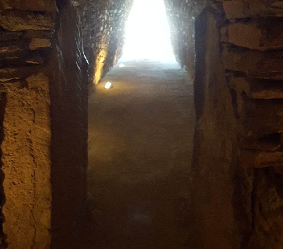Dolmen del Romeral景点图片