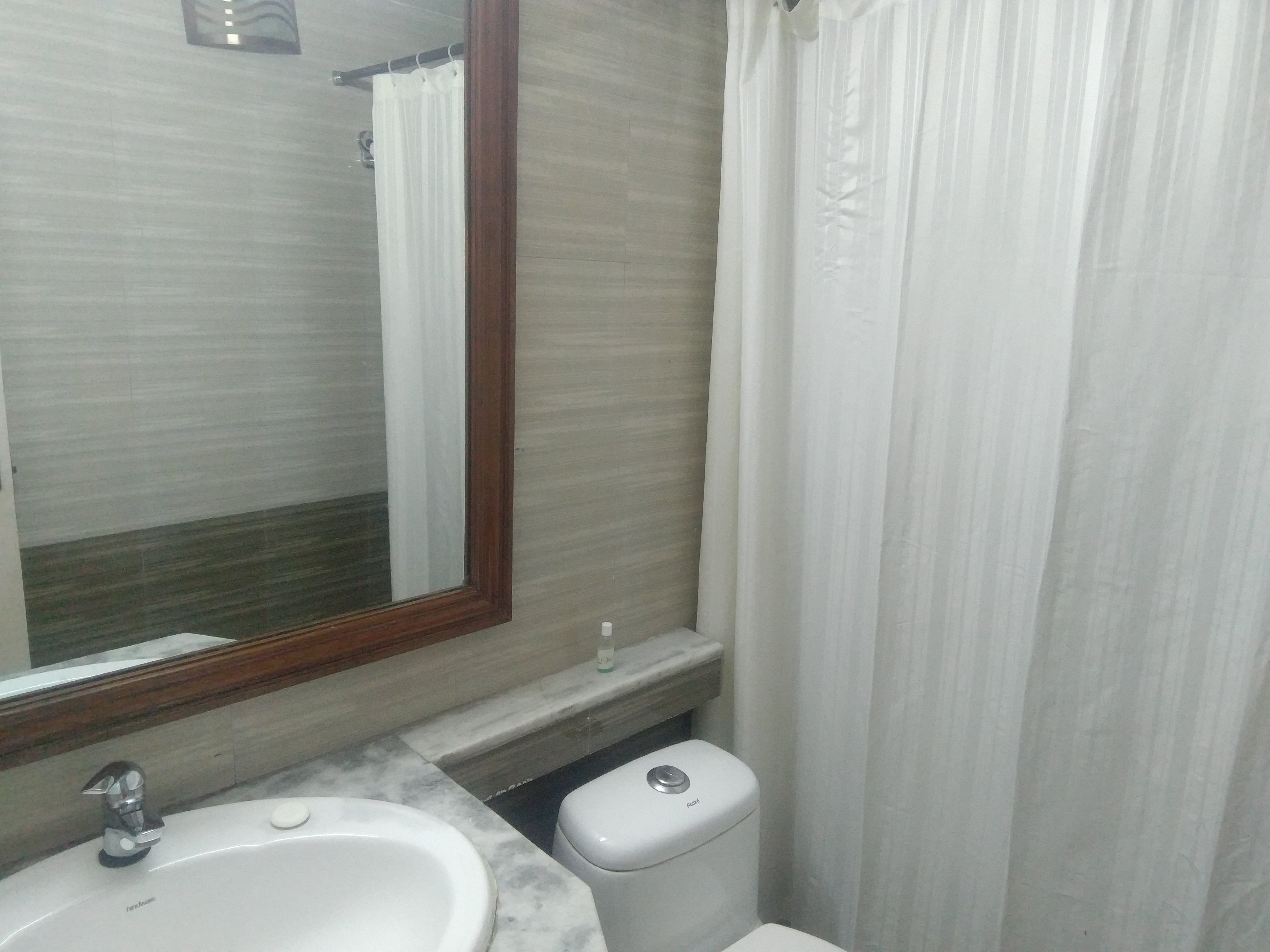 Mascot Beach Resort-浴室