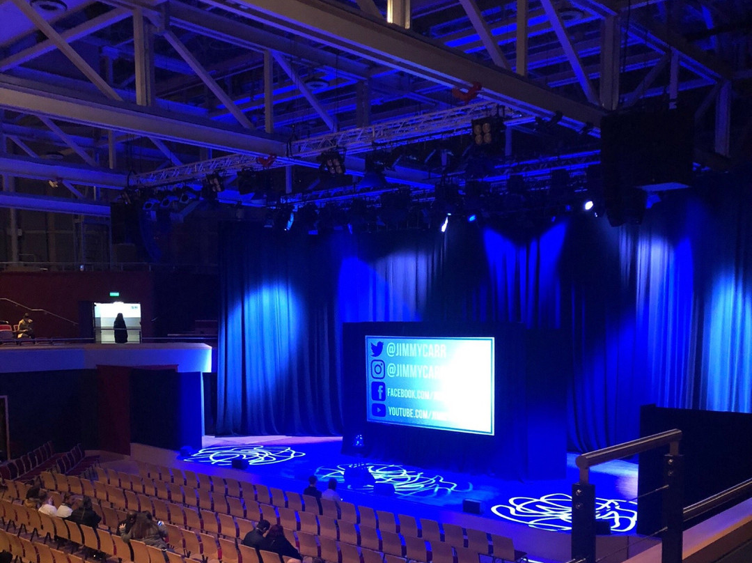 Warwick Arts Centre-考文垂必去景点