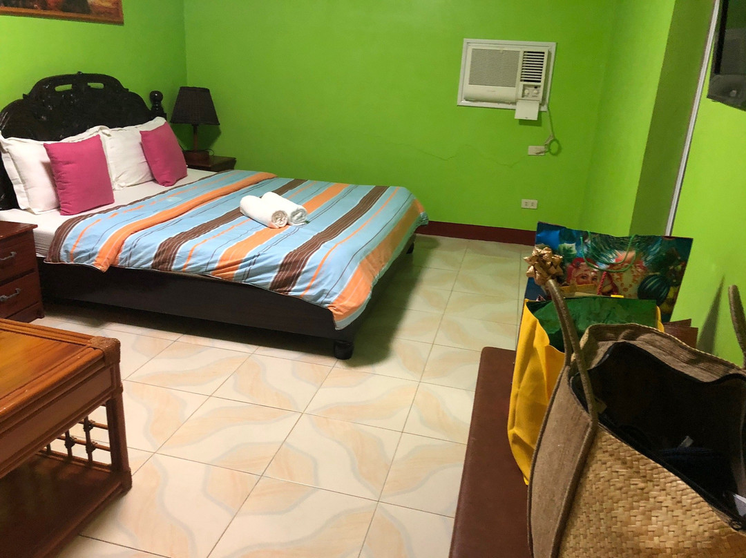 哈格纳亚海滩度假餐厅酒店主图