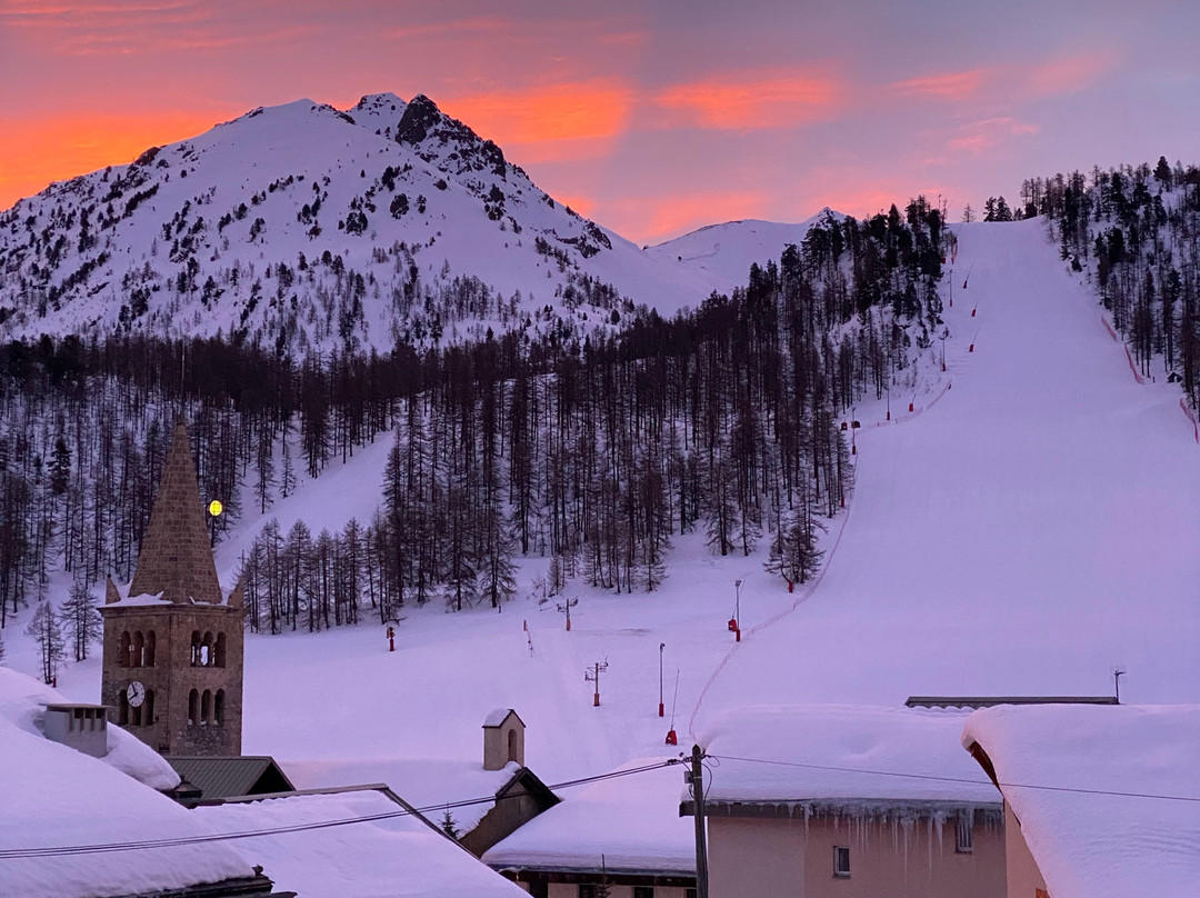 Chalet-Hotel Lucille主图
