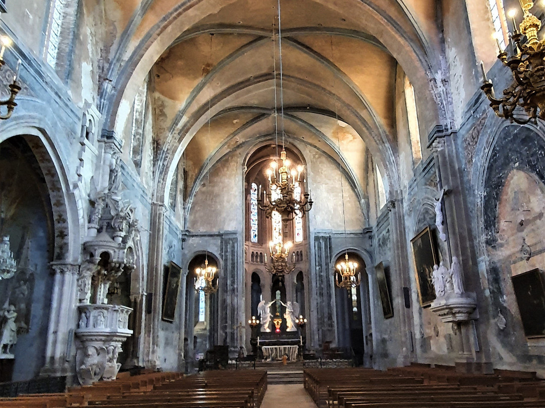 Abbaye Saint-Michel-Gaillac必去景点