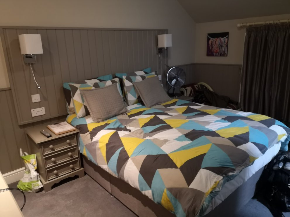 The Bull Hotel主图