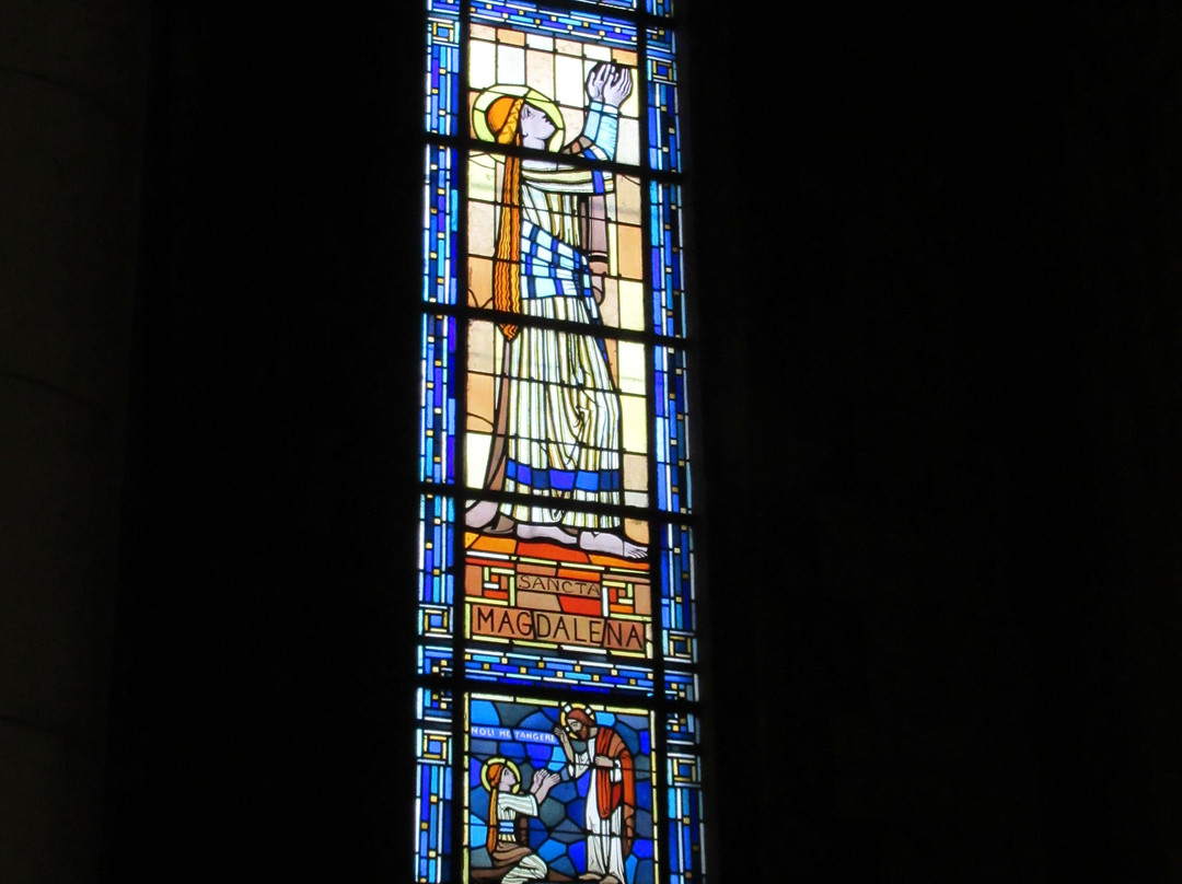 Eglise Notre Dame du Rosaire-圣旺必去景点