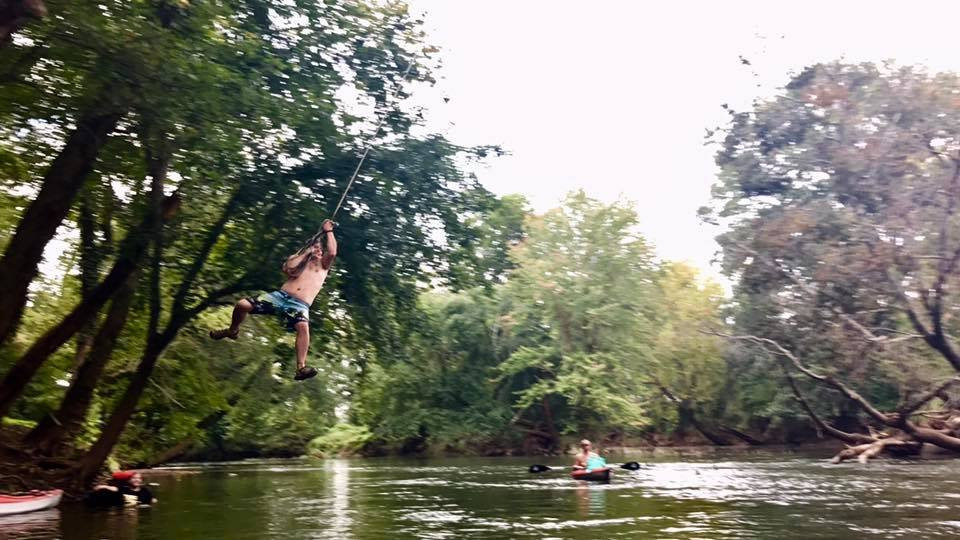 Brown Bear Canoe and Kayak rentals-亨茨维尔必去景点