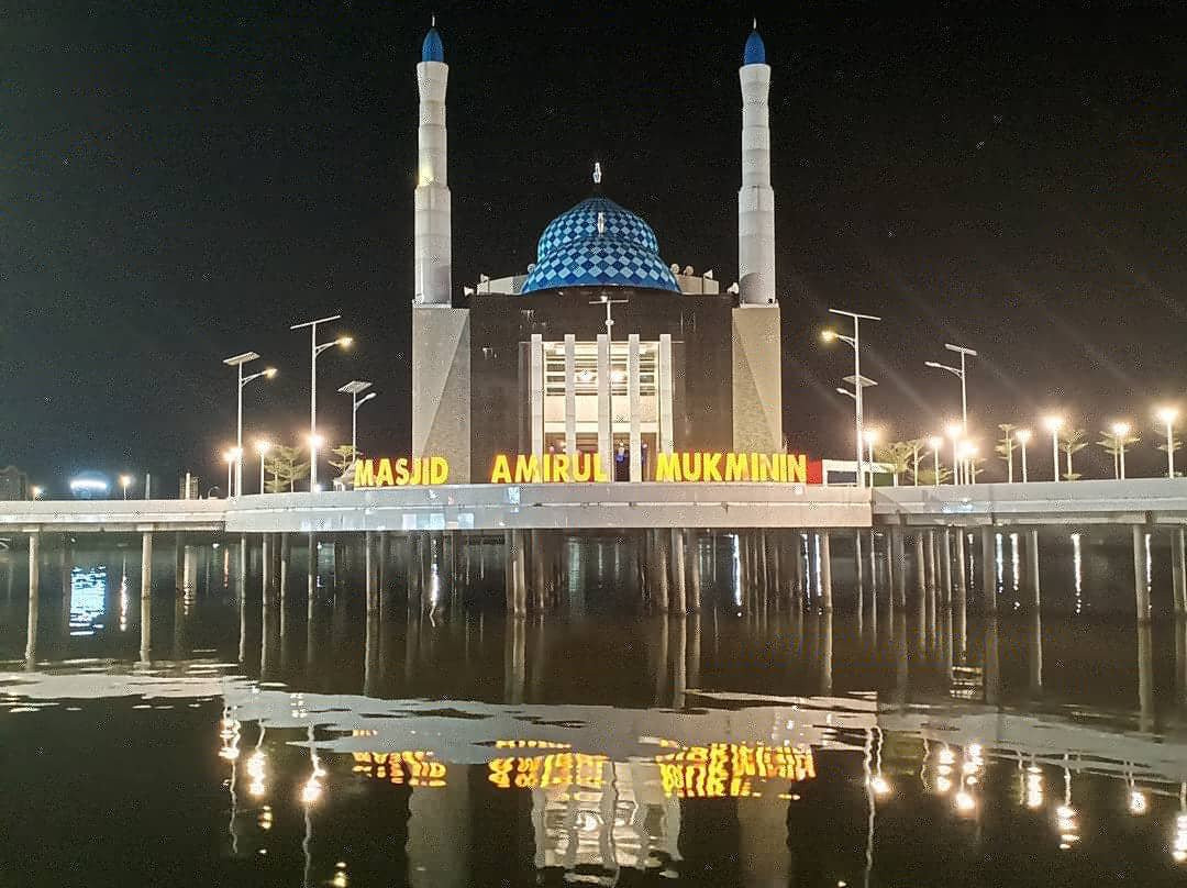 Mosque Amirul Mukminin-孟加锡必去景点