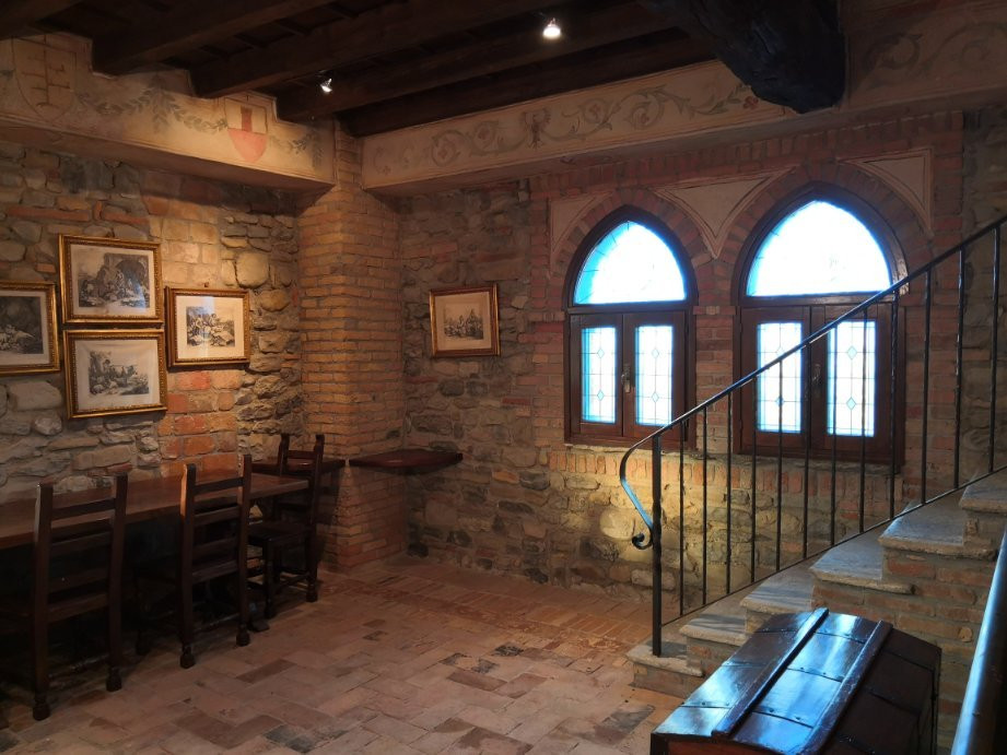 Castello di Godiasco景点图片