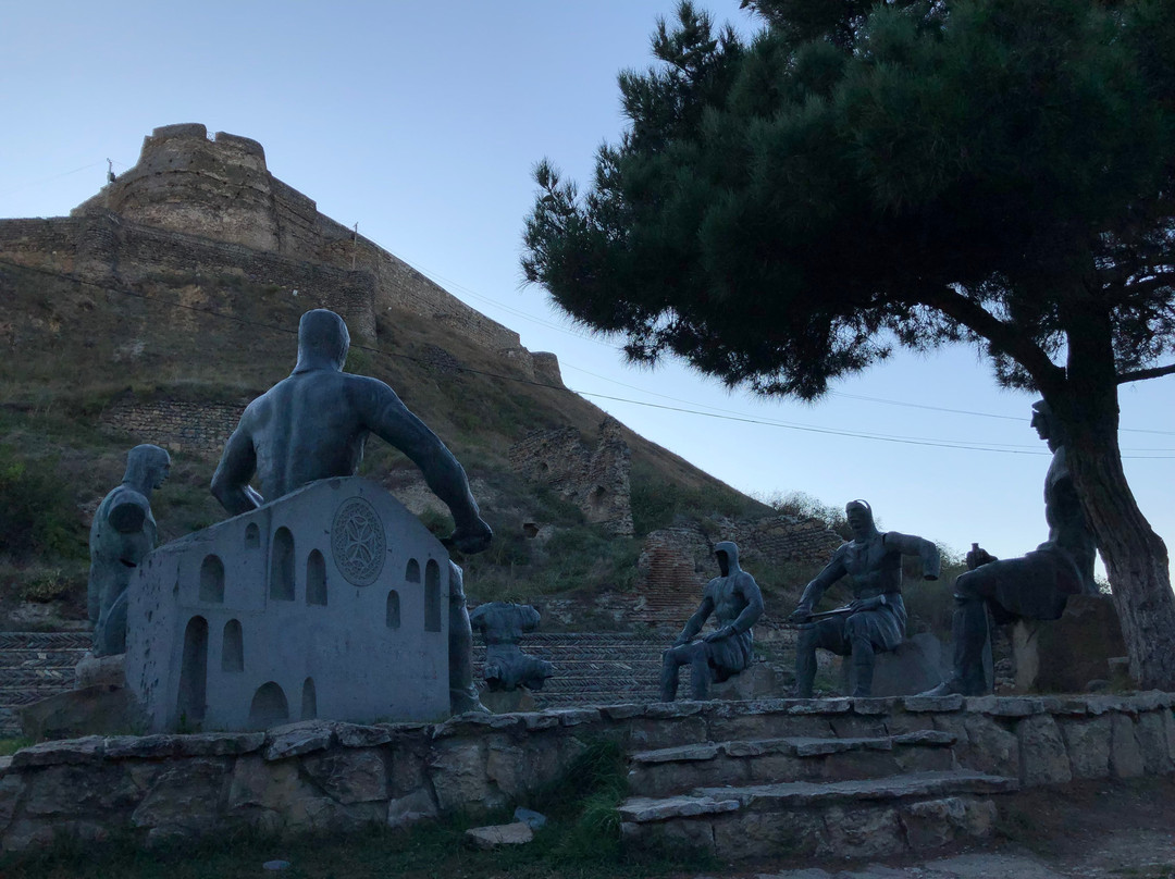 Monument to the Defenders of the Fortress-Gori必去景点
