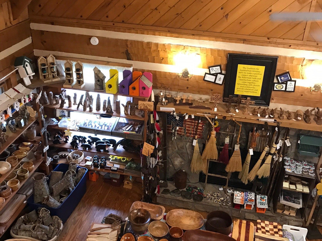 CAM Cabin Crafts-汤森必去景点