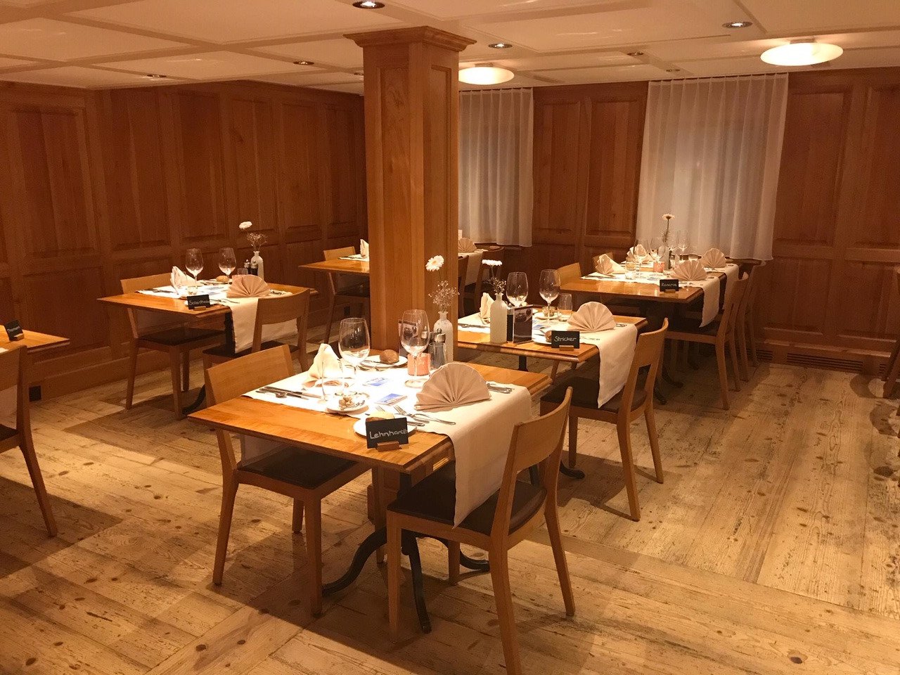Anker Hotel-餐饮