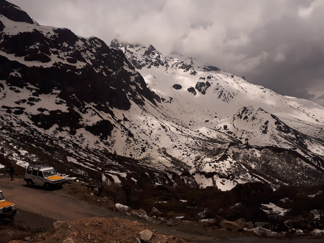 Snow Lion Resort主图