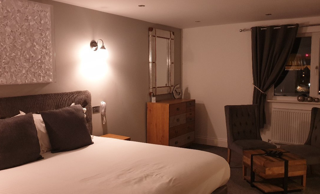 The Townhouse Bar Kitchen And Rooms主图