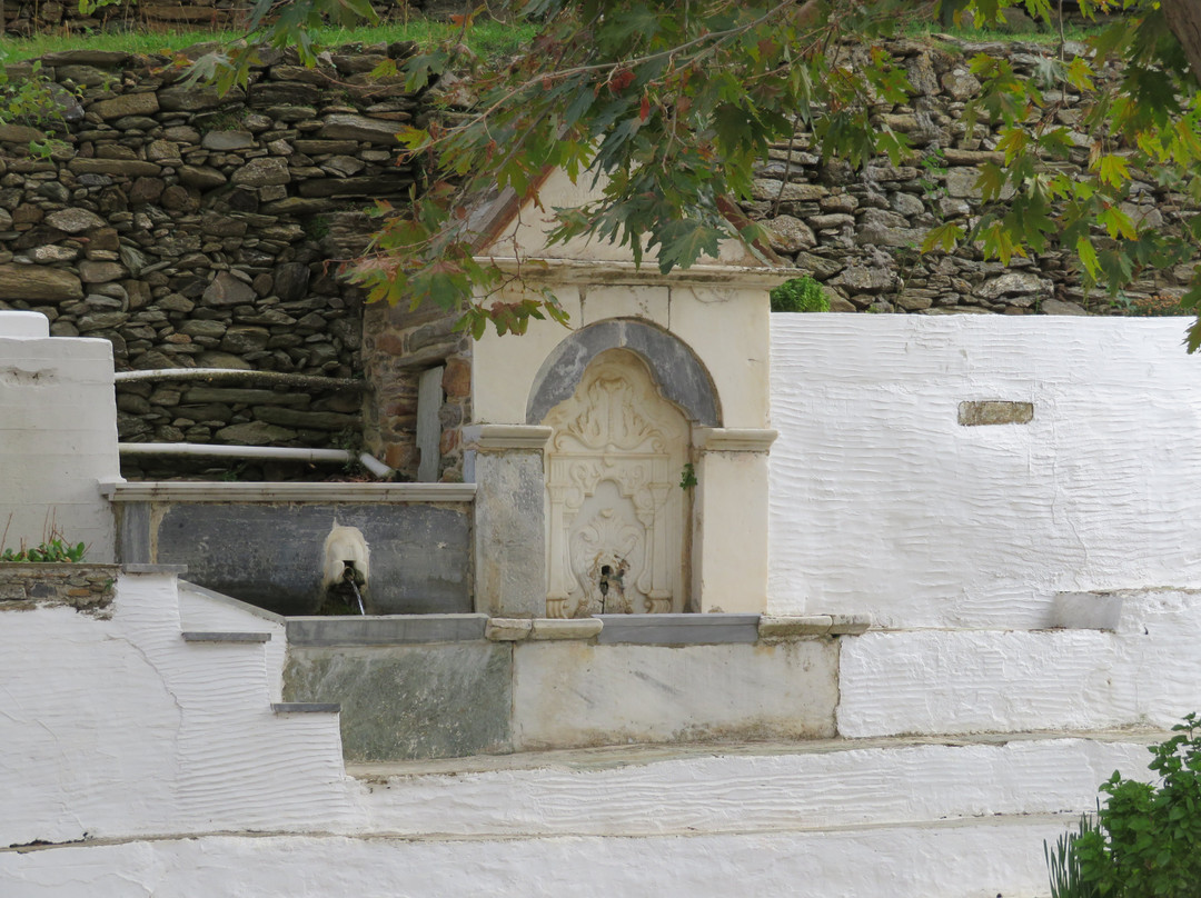 Moni Agiou Nikolaou-Stenies必去景点