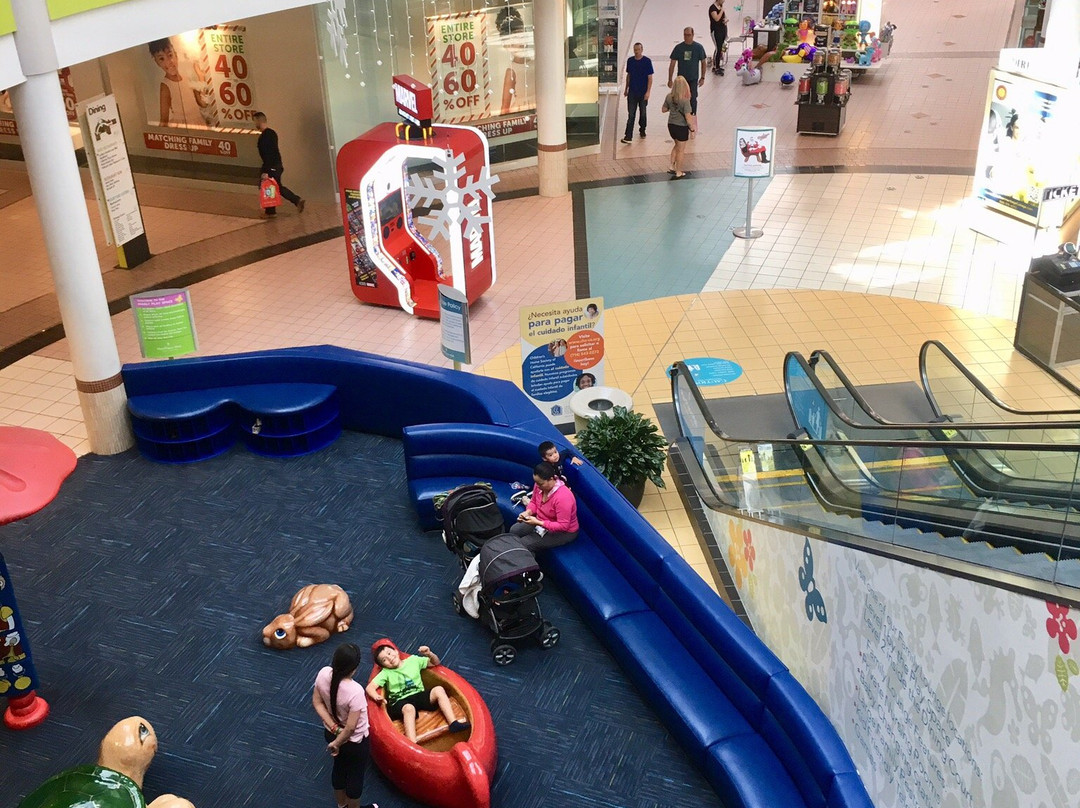 Main Place Mall-圣安娜必去景点