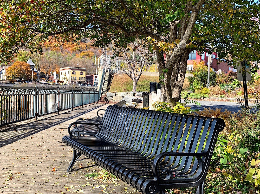 Glacial Potholes-Shelburne Falls必去景点