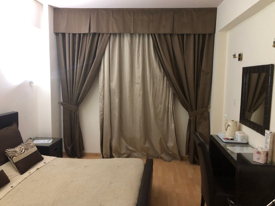 洛伊提克酒店主图