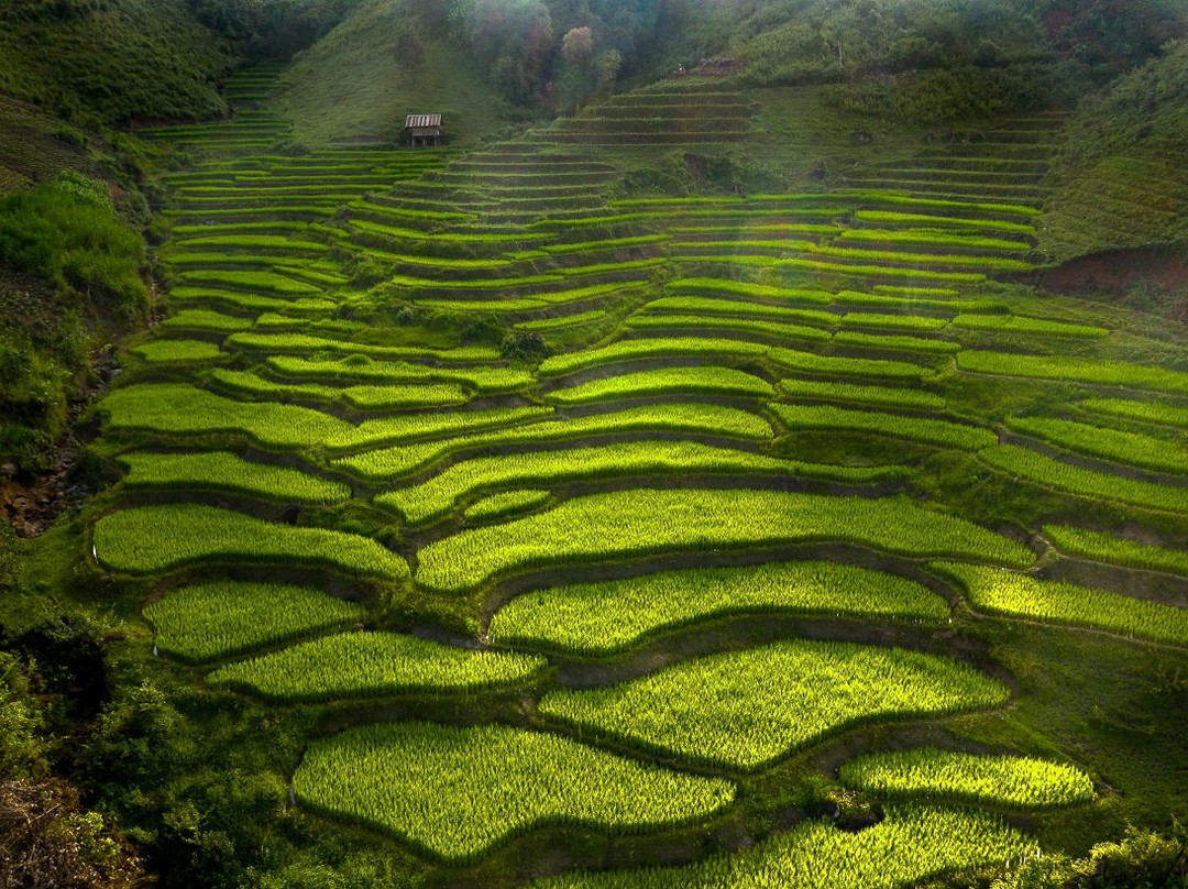 Na Khan Bandi Ban Mae Long Mae Chaem-夜占必去景点