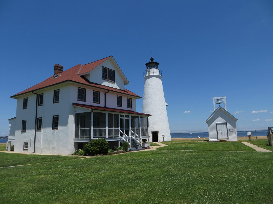 Cove Point Lighthouse景点图片