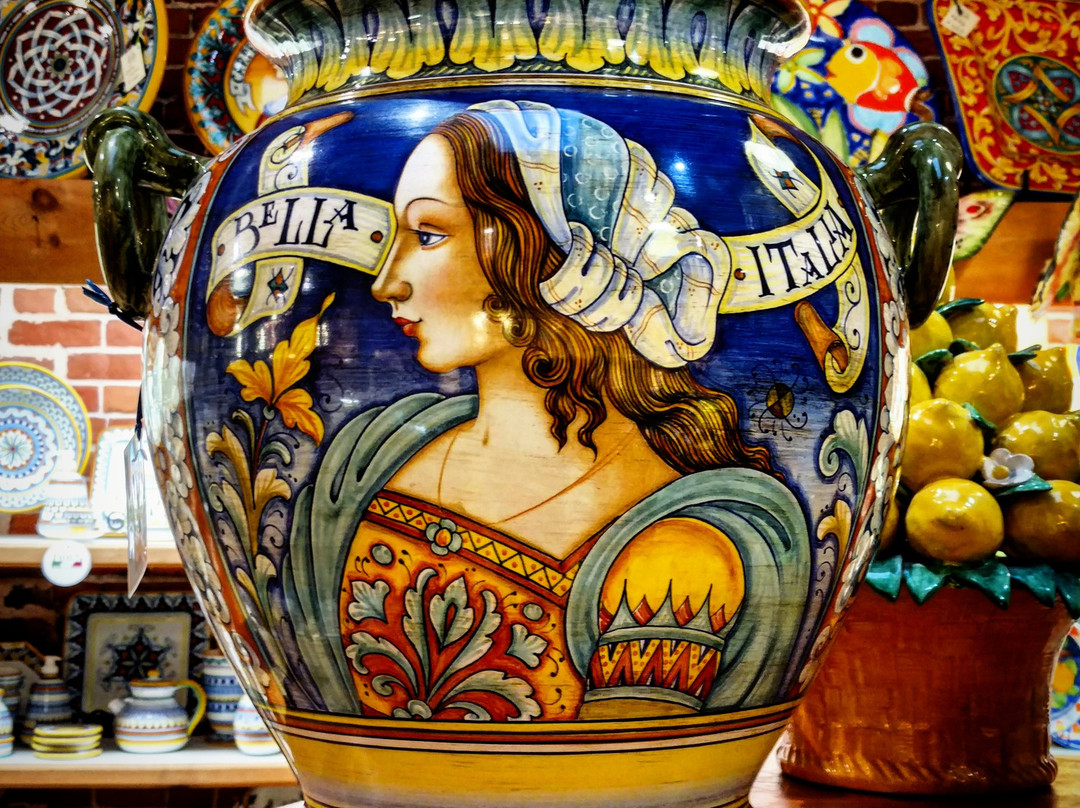 Italian Pottery Outlet-圣巴巴拉必去景点
