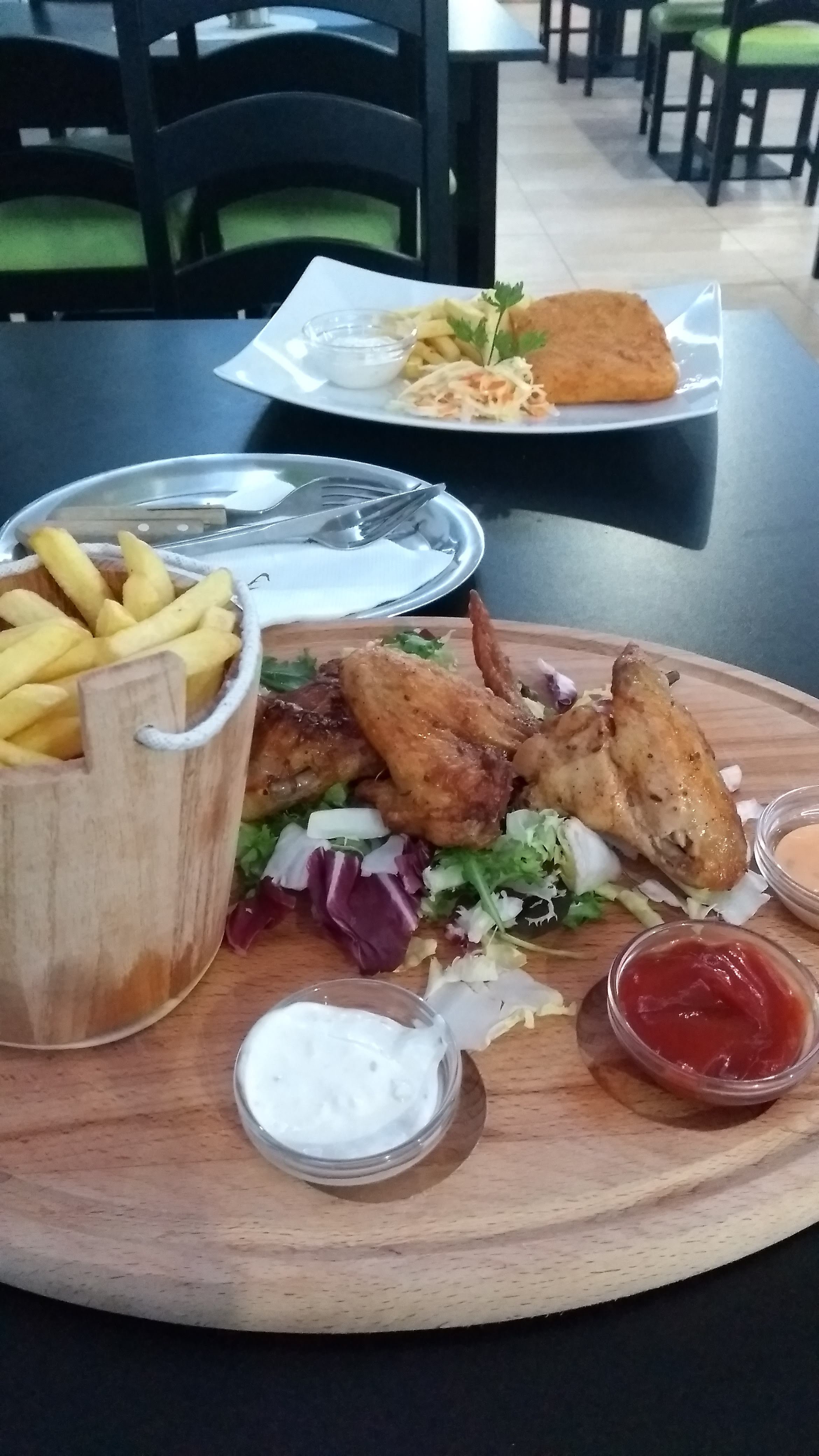 Restauracia Gol-餐饮