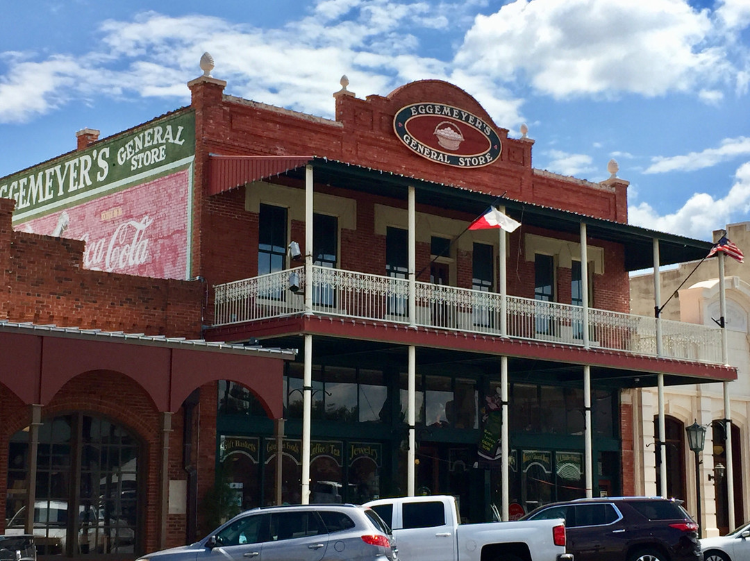 Ballinger旅游景点-Eggemeyer's General Store