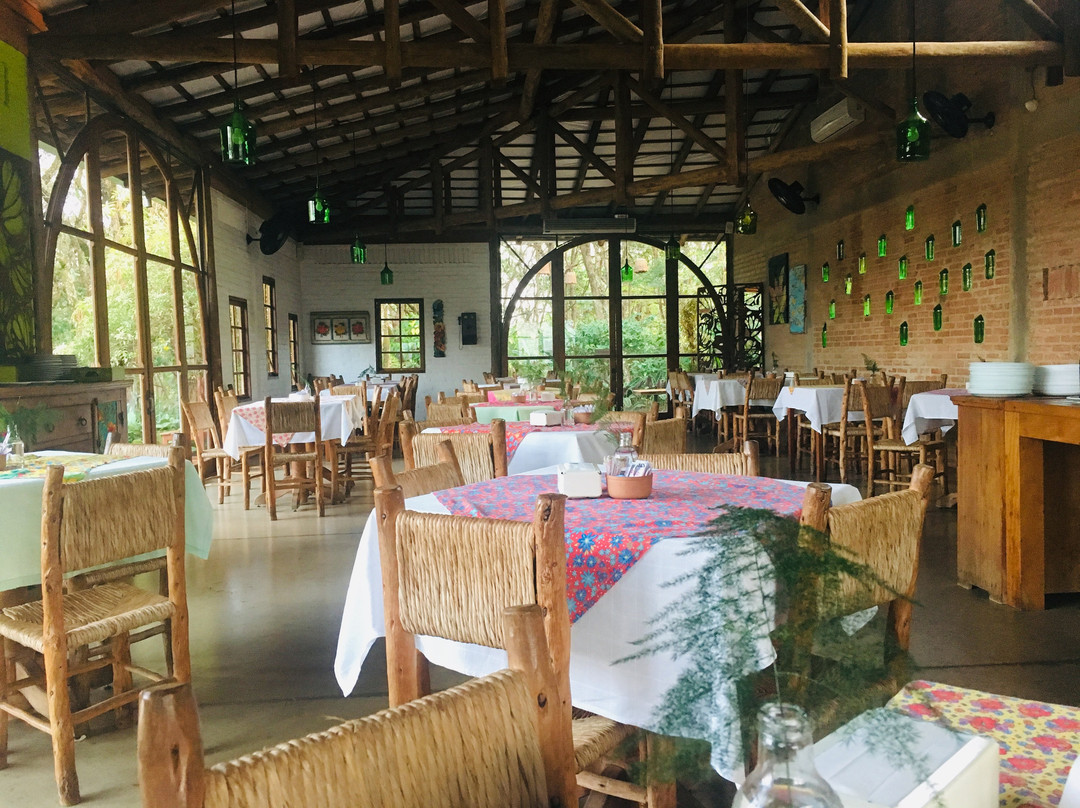 色彩别墅酒店主图