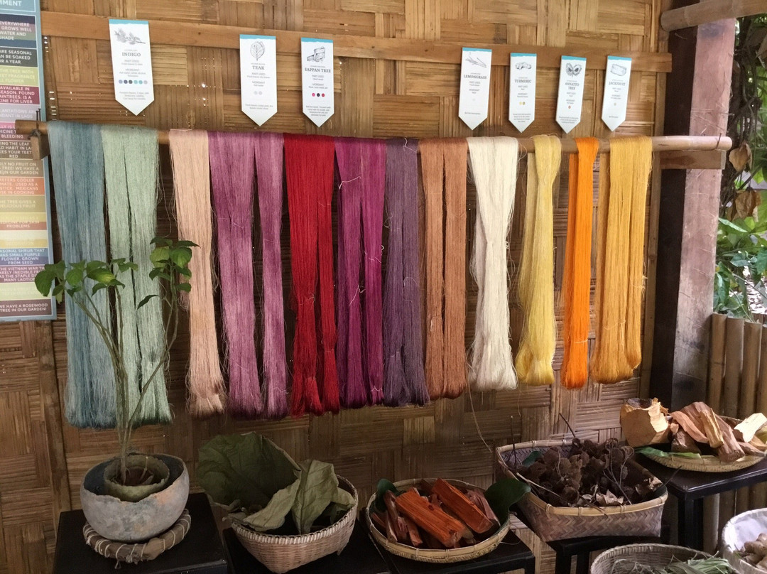 奥克流特克湄公河别墅酒店主图