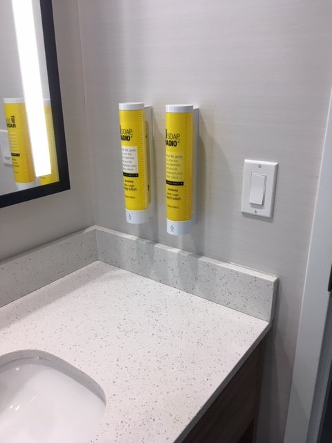 Tru by Hilton St. Charles St. Louis-浴室