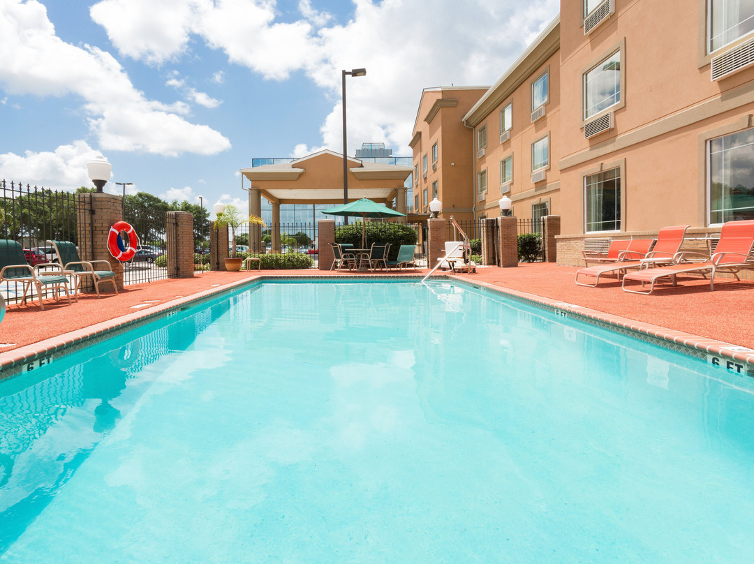 Holiday Inn Express Harvey-Marrero by IHG主图