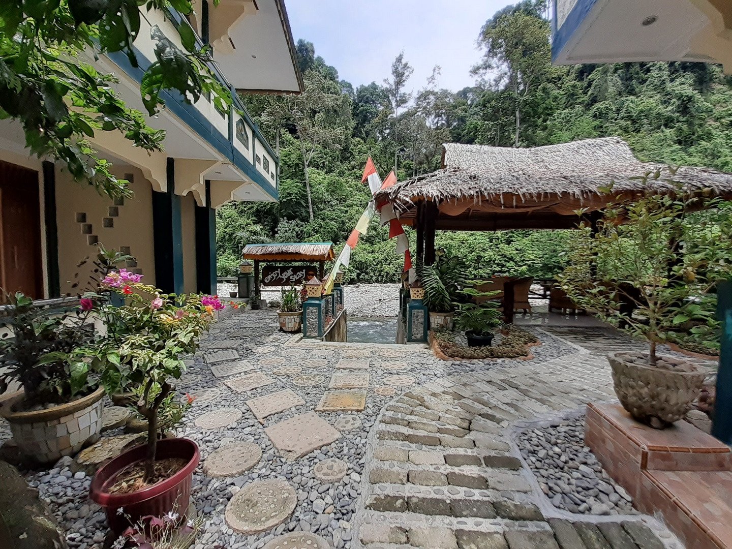 Indra Valley Inn Bukit Lawang-浴室