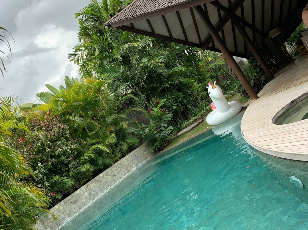 拉亚设计师水疗别墅主图