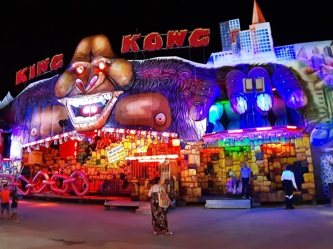 魔法世界-耶尔必去景点