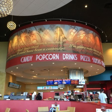 CMX Cinemas Tyrone Luxury 10-圣彼德斯堡必去景点